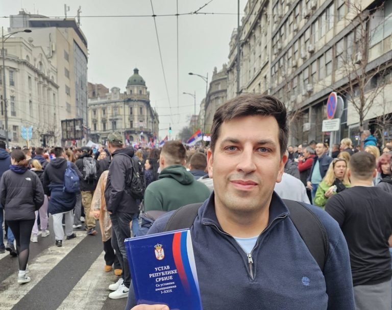 NEŠIĆ: Novac za poslušne, tišina za istinu Nesic Nskg