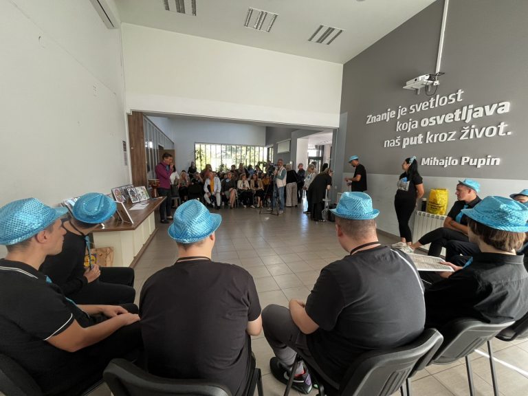 PODRŠKA I RAZVOJ: Evropski dan osoba sa autizmom obeležen u Kragujevcu 6473