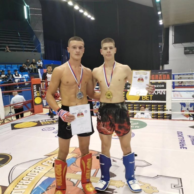 KIK BOKS: Kragujevačani uspešni na Trofeju Beograda Kik Box Trofej Bgd